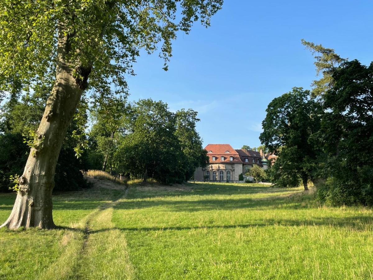 Ferienhaus Ferienwohnung Potsdam Diegalerie Am Schlosspark Marquardt Exterior photo